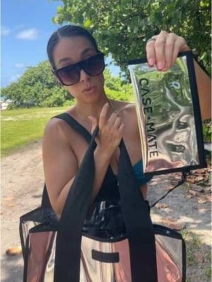 I LOVE the style of this tote! So cute! It has so much room and comes with a Casemate case?! 😍 so awesome! #casematetote #casematephonecase #casemate #beachtote #ttsfashionfam #tiktokshopcreatorpicks #creatoricons #dealsforyoudays #tiktokpartner #funinthesun #SuperBrandClub #summertrasnformation #summerwonderland #Ttsthunderbolt