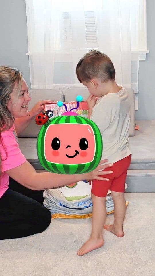 ❕️Check out what we got from @deltachildren @walmart !! 😍😀 Can't wait to put it together!
#unboxingvideo #unboxing #