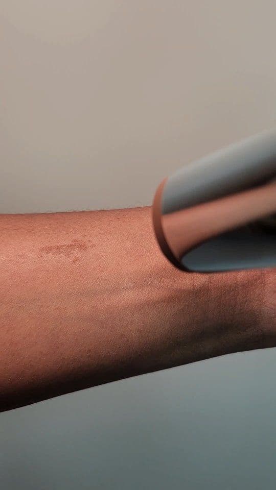 Let me run this @dior @diorbeauty Forever Skin Contour Stick back!
Shade: Medium 3
β€οΈ Like, comment, save, and share!
