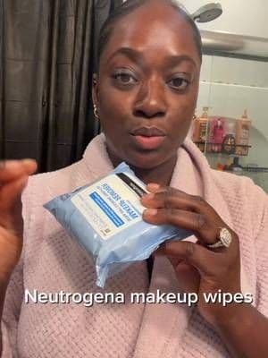 I love these @NEUTROGENA®️ cleansing wipes! I can never get enough of them! 🥰 #neutrogena #neutrogenapartner #neutrogenawipes #neutrogenacleasingwipes #tiktokshop