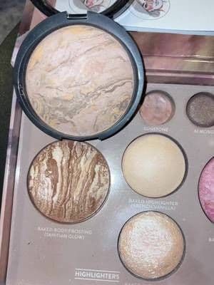 Join my flash sales on my live at 7pm eastern time #tiktokshopblackfriday #tiktokshopcybermonday #ttssoutheast #tastemakersorlando #flashsale @Laura Geller Beauty @laura he