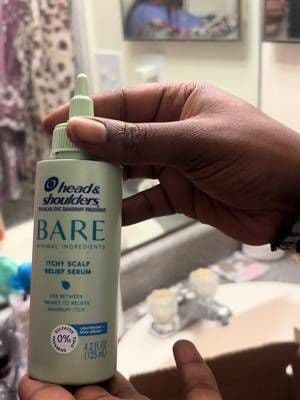 If you got dry, itchy scalp like your girl you NEED some of this!! Stop patting that head and get you some Head & Shoulders Bare Itchy Dry Scalp Serum. It’s an instant relief that’s been saving my scalp!! 🥰 @influenster @head&shoulders #complimentary #MintyCoolRelief #giftedbyheadandshoulders