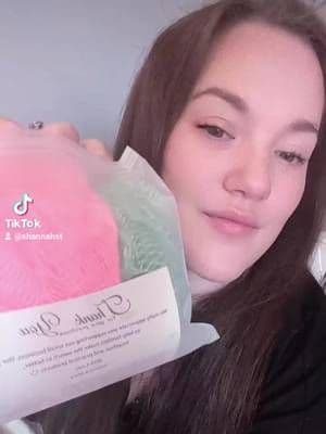 Must-Have Body Exfoliator for Your Routine
Upgrade your routine with these amazing UK-made exfoliating body nets! They are super stretchy and extra-long, making it easy to reach every part of your body to buff away dead skin cells and leave your skin feeling incredible. You can easily roll them up into a traditional body sponge, and they come in a variety of gorgeous colors. Perfect for gifting or treating yourself—grab yours on the TikTok Shop link below while this special multi-buy deal lasts! #tiktokshop #skincare #dealsforyou #dealsforyoudays #tiktokmademebuylt #fyptiktokshop #exfoliation #bodycare #showerroutine #ukmade #smoothskin #giftideas #stockingfillers #stockingstuffer #girls #musthave