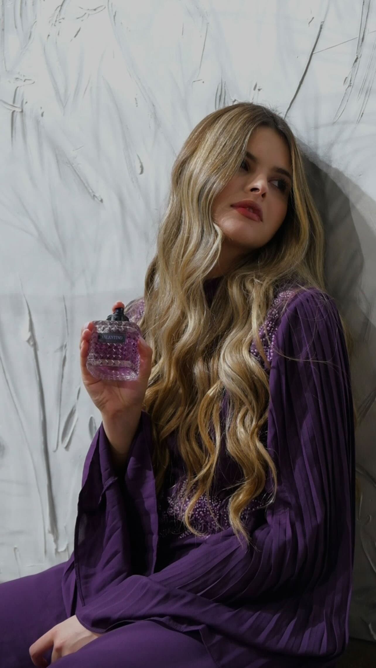 #GiftedByValentinoBeauty
What’s my purple?
Venezuela.
Not just a place — a feeling.
The warmth. The beauty. The way it