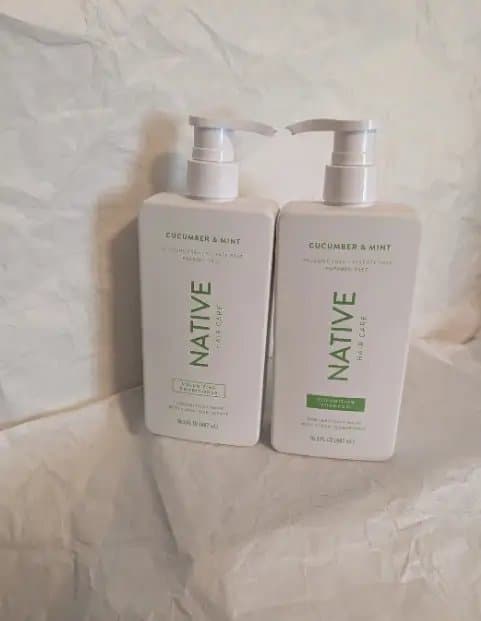 ✅ Native Eucalyptus & Mint Scalp Refreshing Conditioner Review: The perfect partner to the shampoo! This Native Eucalyptus & Mint Scalp Refreshing Conditioner complements the shampoo beautifully while adding lightweight hydration and nourishment. It has that same wonderful crisp eucalyptus and mint aroma that feels instantly cooling and soothing when applied to the scalp and lengths. ✅ Native Eucalyptus & Mint Scalp Refreshing Conditioner The perfect partner to the shampoo! This Native Eucalyptus & Mint Scalp Refreshing Conditioner complements the shampoo beautifully while adding lightweight hydration and nourishment. It has that same wonderful crisp eucalyptus and mint aroma that feels instantly cooling and soothing when applied to the scalp and lengths. #complimentary #GiftedByNative #EucalyptusMintScalpDetox