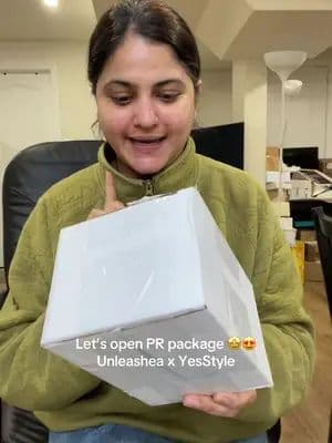 Let’s open #PR package 😍🤩. Get yours from #yesStyle Use discount code:AVIDILLIAN00 to save $$$@YesStyle @YesStyleInfluencers @Unleashia Global #kbeauty #skincare #love