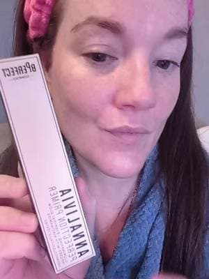 Get That Ultimate Glass Skin Glow with BPerfect Are you ready to discover the best primer in town? The BPerfect Chronically Glow Illuminating Primer is infused with niacinamide to give you incredible hydration. It goes on like an absolute dream, preps and sets your skin for the rest of your routine, and leaves you with a stunning, bronzy glow that lasts all day long. It is dermatologically tested and approved by a trusted brand. Grab yours through the link below and experience the magic for yourself! @BPerfect Cosmetics #BPerfect #IlluminatingPrimer #GlassSkin #MakeupRoutine #tiktokshop
