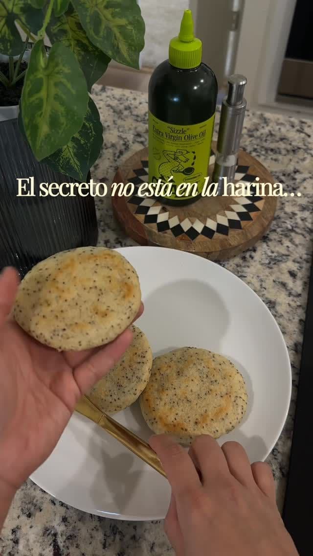 De la repisa en @heb directo a mi cocina 🍳
@getgraza Sizzle es mi go-to para cocinar a alta temperatura.
Single-origin