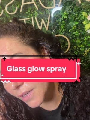 This spray will give you instant glow, but it also hydrates and disperses amazing ingredients for Dewey complexion and also antibacterial @dear, Klairs #tiktokshopcreatorpicks #tiktokshopholidayhaul #glassglowskin #antibacterialtoner #hydratingtoner