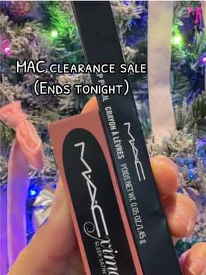 @M.A.C Cosmetics Store holiday haul deals are selling out #tiktokshopholidayhaul #giftsforher #holidaygifts #stockingstuffer #teengiftideas