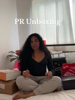 unboxing timeeeee! πββοΈβ¨ ig:yerendelacruz #pr #unboxingvideo #unboxing #fyp #cosasdechicas #productosdebelleza @dessteneesupply @Kenneth Cole @Abib Cosmetics @Coca-Cola