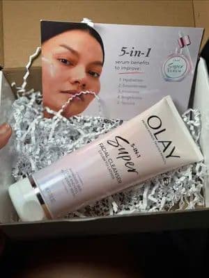 Una buena rutina de skincare siempre comienza con una buena limpieza. 🫧✨ Gracias, @olay por regalarme este Super Cleans
