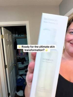 Meet the Mixsoon Full Care Set! 🧖♀️✨ Hydrate with our Bean Cleansing Oil, soothing Centella Cleansing Foam, and powerful Hyaluronic Acid Serum! Say goodbye to dull skin and hello to a radiant glow! 💧✨ Grab yours now and feel the Mixsoon magic! ⏰🛒 #Skincare #Mixsoon #GlowingSkin #BeautyRoutine #tiktokmademebuyit