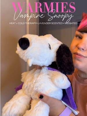 Warmies Vampire Snoopy might be the cutest heat and cold therapy plush ever. 🧛🏻♂️🖤 This microwavable stuffed animal can be warmed for cozy heat or chilled in the freezer for cold therapy. Plus, he’s gently weighted, lavender scented, and dressed like a little vampire for Halloween. 🎃 If you love Snoopy, Warmies, cozy comfort items, or spooky season finds, LOOK AT HIM. 😭🖤 #warmies #tiktokshopcreatorpicks #tiktokshopstockup #tiktokshopbacktoschool #summerwins