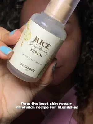Dúo @skinfood_global #goviralwithskinfoodchallenge #skinfoodriceserum #skinfood #glassskin #tiktokmademebuyit