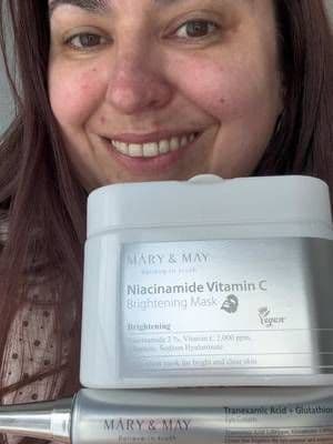 Brighter skin? Yes please! ✨ These two Mary & May gems are now part of my daily glow-up routine: • Niacinamide Vitamin C Brightening Mask – soaked pads packed with 2% niacinamide and 2,000ppm vitamin C. They calm, refresh, and even out skin tone beautifully. • Tranexamic Acid + Glutathione Eye Cream – tackles dark circles and brightens the under-eye area without feeling heavy. Both are vegan, gentle, and seriously effective. You can grab them on YesStyle – don’t forget to use my code SAFJB5OF for extra savings! @Mary&May Official @Mary&May Influencers @YesStyle @YesStyleInfluencers #ad #gifted #Glow_with_Ania #marynmay #eyecream #kbeauty #marynmaydotdotdot #lovemarynmay #YesStyleFinds #KBeautyFavourites #BrightSkinEssentials #EyeCreamThatWorks #VeganSkincare #NiacinamideGlow #TranexamicAcid #GlutathioneBenefits #KoreanSkincare