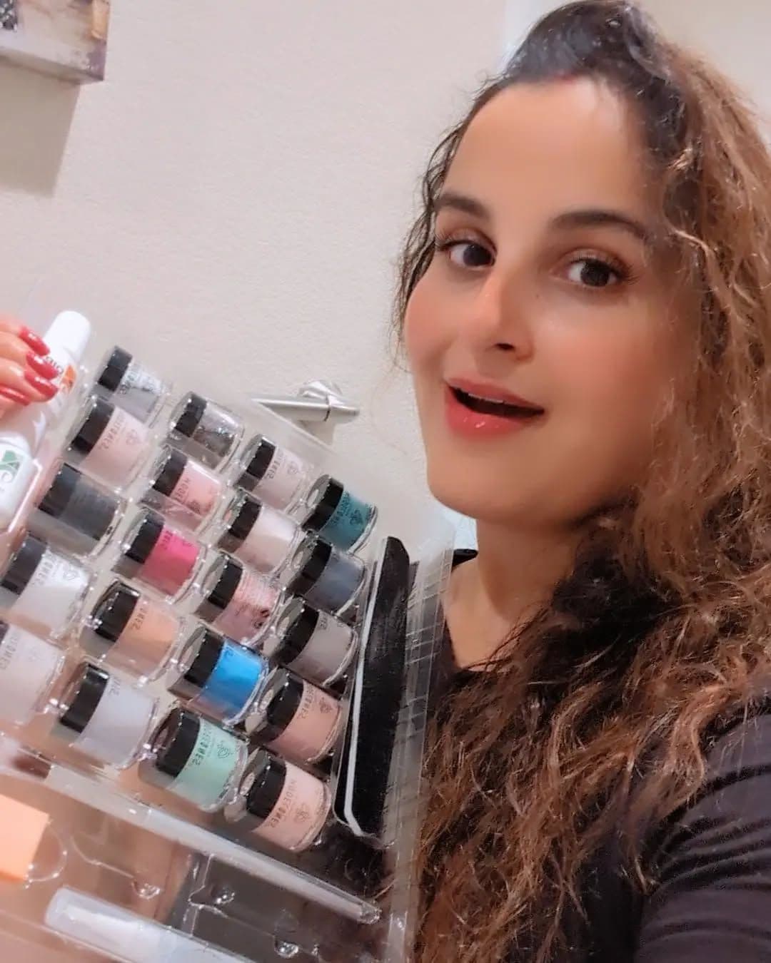 What a Salon like acrylic/gel nails experience! A must in your vanity. Spending hours in a nail salon is not my cup of t