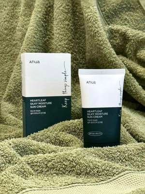 ᕼᗴᗩᖇTᒪᗴᗩᖴ SIᒪKY ᗰOISTᑌᖇᗴ Sᑌᑎ ᑕᖇᗴᗩᗰ by @anua_global Codice Sconto: 𝐄𝐅𝐅𝐄𝐀𝐁𝐈𝐎𝐋𝐀𝟗𝟎 👉🏻 𝐰𝐰𝐰.𝐲𝐞𝐬𝐬𝐭𝐲𝐥𝐞.𝐜𝐨𝐦/𝐢𝐭 👈🏻 Una crema perfetta come primer trucco che controlla l’eccesso di sebo. Al suo interno l’𝐞𝐬𝐭𝐫𝐚𝐭𝐭𝐨 𝐝𝐢 𝐡𝐨𝐮𝐭𝐭𝐮𝐲𝐧𝐢𝐚 𝐜𝐨𝐫𝐝𝐚𝐭𝐚, una pianta utilizzata da secoli nella medicina asiatica per le sue proprietà antinfiammatorie, antiossidanti e antibatteriche che la rendono 𝐢𝐝𝐞𝐚𝐥𝐞 𝐩𝐞𝐫 𝐫𝐢𝐩𝐚𝐫𝐚𝐫𝐞 𝐞 𝐧𝐮𝐭𝐫𝐢𝐫𝐞 𝐥𝐚 𝐩𝐞𝐥𝐥𝐞 𝐝𝐚𝐧𝐧𝐞𝐠𝐠𝐢𝐚𝐭𝐚, 𝐦𝐢𝐠𝐥𝐢𝐨𝐫𝐚𝐫𝐧𝐞 𝐥𝐚 𝐭𝐞𝐱𝐭𝐮𝐫𝐞 𝐞 𝐜𝐚𝐥𝐦𝐚𝐫𝐞 𝐥𝐞 𝐢𝐫𝐫𝐢𝐭𝐚𝐳𝐢𝐨𝐧𝐢. @YesStyleInfluencers @anua_influencers @ANUA Skincare #anua_YS #anua_yesstyle #YesStylelnfluencers #sunscreen #cream #microinfluencer #ugc #collaborazione #contentcreator #giftedby #suppliedby #tester #rewiever #ad #CapCut