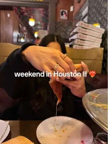 #saturdaynight #spendthedaywithme #diml #date #coupletoks #dateideas #htown #htx #dinner #dinnerideas #latina #latinacreator #foodie #relationship #grwm #targethaul #pizza #fyp #rodeohouston #texas #sunsetlamp #ootn #amazonfinds #citygirl #thatgirl #girlygirlaesthetic #lifestyle #weekendinmylife #bestpizza #dinnerfit