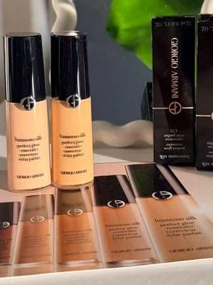 #GiftedbyArmani ✨ Meet my new partner-in-glow — the Armani beauty Luminous Silk Concealer! I’m using shade 6.5 to conceal and correct, then 4.5 to highlight and brighten. I love how lightweight and hydrating it feels while giving my under-eyes that smooth, blurred, naturally radiant finish. 🤍 @Armani beauty @Sephora #GiftedbyArmani #LuminousSilk #ArmaniBeauties