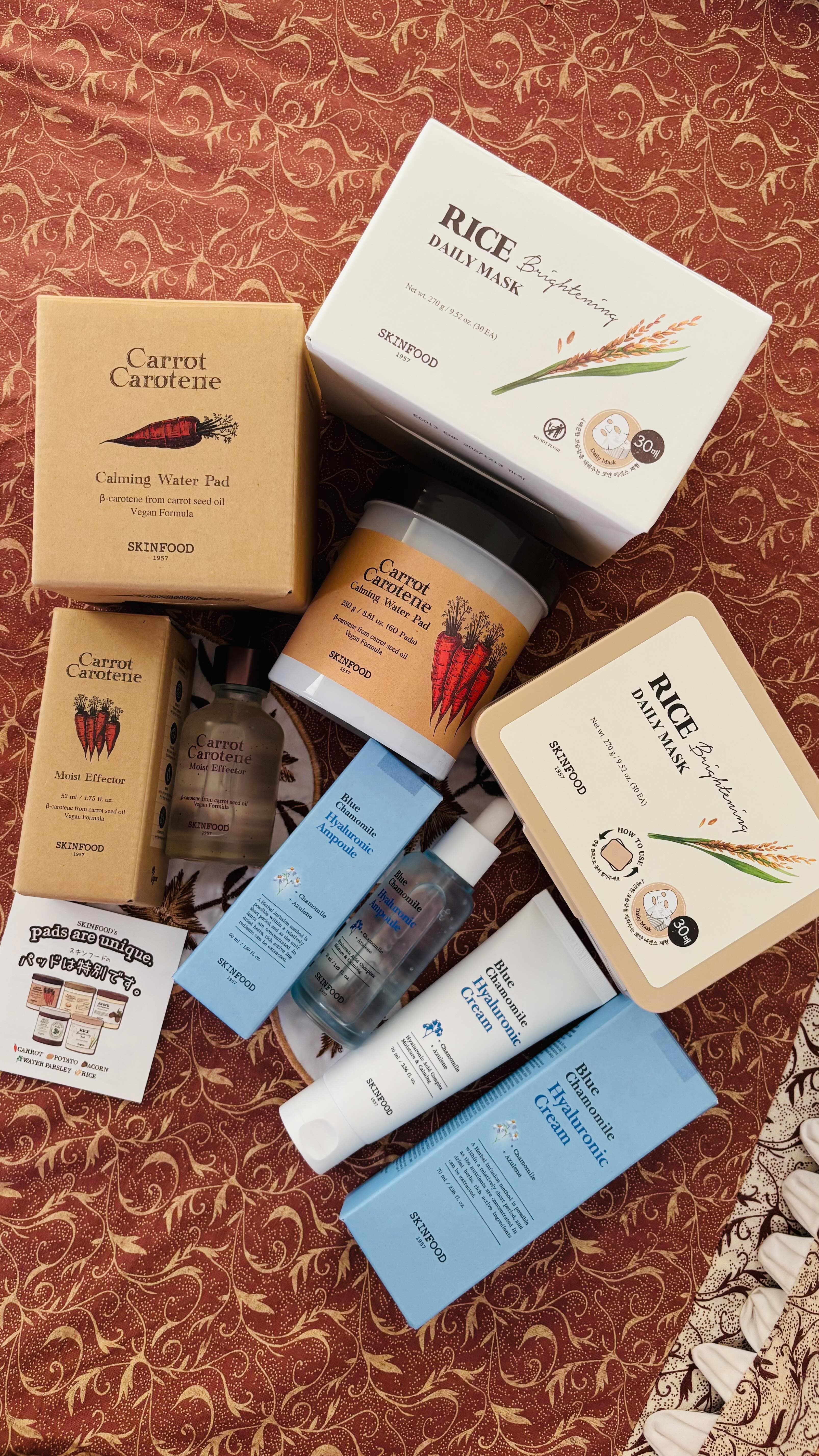 thank you @skinfood_global 🤍
Products mentioned-
@skinfood_official Bundle: Carrot Carotene Moist
Effector + Carrot Ca