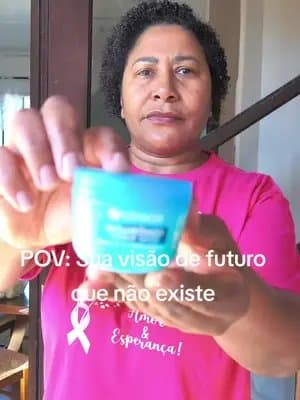 Quem disse que para hidratar precisa molhar e grudar . Sim, pela primeira vez o poder hialurônico e agora com toque seco