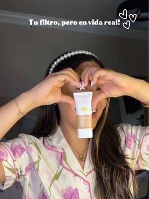 La skin tint perfecta, wearing shade: 425 light medium warm,pero hay 14 shades para todas. Con extracto de bamboo que nos ayuda absorbiendo el exceso de aceite y brillo en nuestra carita.๐ธ๐๐ช๐ค๐ซถ๐ป๐@COVERGIRL #covergirl #easybreezybeautiful #gifted