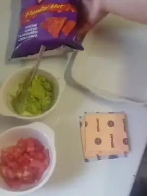 I'm always looking for a quick snack for my daughters when they come from school and today I made them Nacho cheese chips using the Doritos Nacho cheese flavored corn chips and it was so delicious 😋😋😋 I love thses triangle chips @Doritos South Africa #Doritos #DoritosFaminHot #Ad